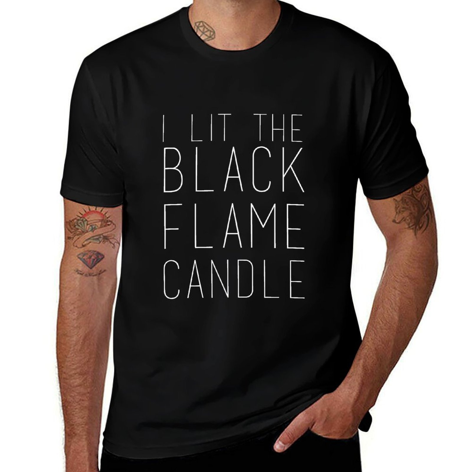 Black Flame Candle (wit) T-shi - Black Tin Candle recensie en prijs