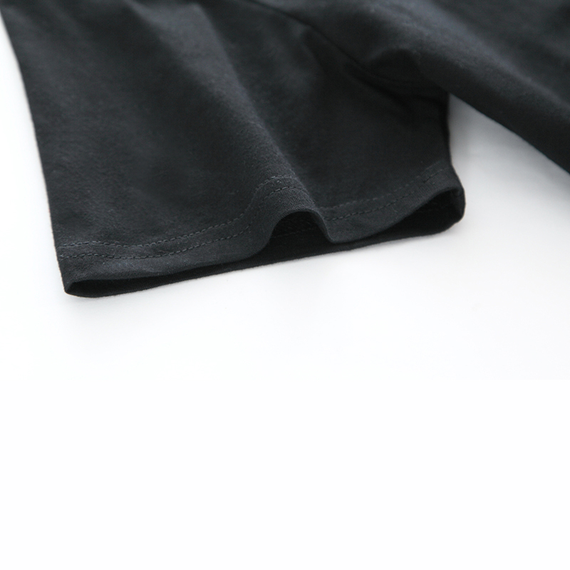 Sanderson Museum T-shirt Witch - Black Tin Candle recensie en prijs